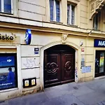 Mistnost Nakladniho Auta